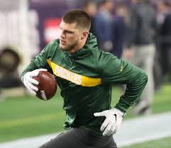 Tight End Robert Tonyan Gives Packers A Glimpse Of His Potential