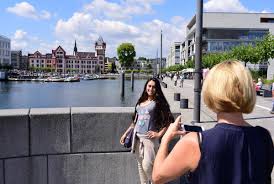 Which popular attractions are close to wohnung nahe phonixsee? Ausflug Zum Phoenixsee Dortmund Hier Findest Du Infos Und Tipps