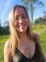 Man, this FL heat 🥵 🔥 Come get ya something cold & the best music with  Jezabelle 🤘 Sammy Jo will be rounding the boys up from 9pm to 1am, to rock