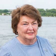 Meet the Realtors at Hello Dolly Real Estate, servicing the Hudson Valley  and the Catskill Mountains — Hudson Dwellings Realty