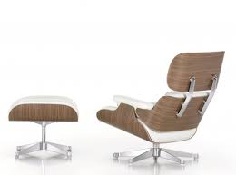 The lounge chair is one of the best known creations of charles and ray eames. Vitra Lounge Chair Und Ottoman Xl Ausfuhrung Vom Fachhandler Versandkostenfrei Hier Bestellen