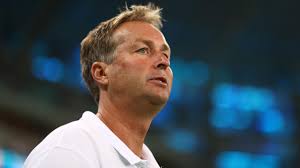 Check out this biography to know about his childhood, family life, achievements and fun facts about him. Eriksen Drama Weckte Bei Danemarks Nationaltrainer Kasper Hjulmand Erinnerung An Familien Tragodie Eurosport