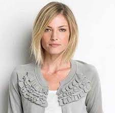 20 frisuren mittellang stufig mit schragem pony ovales gesicht einfache frisuren einfache frisure oval face haircuts oval face bangs oval face hairstyles