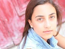 Julia Seeley's Instagram, Twitter & Facebook