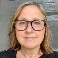 Katherine Bronson's Instagram, Twitter & Facebook