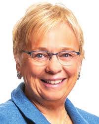 Nicole Thibodeaux's Instagram, Twitter & Facebook