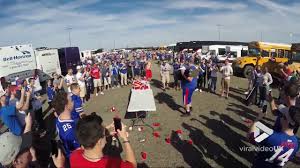 Girls Volunteer To Be Body Slammed At Bills Game Youtube