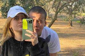 Maybe you would like to learn more about one of these? Alessandro Greco Fidanzato Jasmine Carrisi I Fan Confusi Da Un Gesto