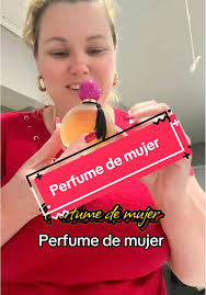 Perfume Rojo De Mujer Fresh Rivera