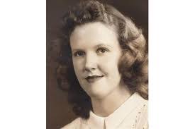 Bobbie Dudley's Instagram, Twitter & Facebook