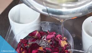 Und falls ihr das ganze doch lieber mit anleitung machen wollt, könnt ihr den passenden kurs auch bei uns buchen. Seife Mit Kindern Selber Herstellen Eine Einfache Anleitung Talu De