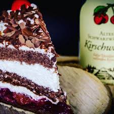 Unsere Original Schwarzwalder Kirschtorte Mit Gold Ausgezeichnet Und Einfach Nur Hmmmmm