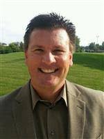 Dan Foust's Instagram, Twitter & Facebook