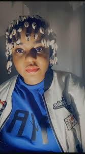 Amanda Nau's Instagram, Twitter & Facebook