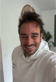 Je ne suis qu'un homme