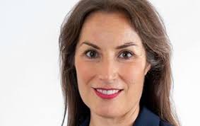 Schweizerische Hotelfachschule Luzern überreicht 43 Diplome