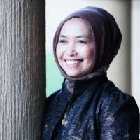 Dian Email & Phone Number