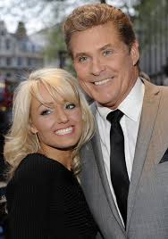 Actor and pop culture icon david hasselhoff is beloved in germany—and everywhere else in the 1. 44 David Hasselhoff Und Frau Ideen The Hoff David Kitt Knight Rider