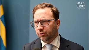 Fredrik Malm (L) är nöjd med uppgörelsen om återvändande