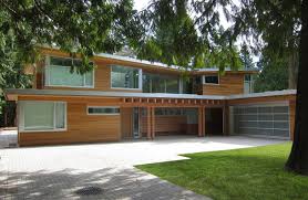 We may earn commission on some of the items you choose to buy. 10 Examples Of Butterfly Roofing In The Mid Century Classic Architecture Rtf Rethinking The Future