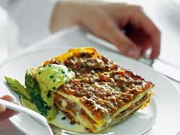Per realizzare i rotolini di lasagne preparate la pasta all'uovo seguendo la ricetta base. Lasagne Al Forno Tutte Le Ricette Sale Pepe