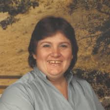 Lorene Hardy's Instagram, Twitter & Facebook