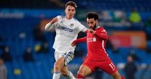 في بعض الاحيان فان هداف الدوري الانجليزي يكون له تأثي كبير في الحصول على لقب أفضل لاعب في الدوري الانجليزي و يذكر ان الموسم الماضي 2019/2020 حصل جيمي فاردي لاعب ليستر سيتي على اللقب برصيد 23 هدف. A7pumkswudezqm