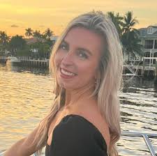 Savannah Costa and Will Stark's Wedding Website