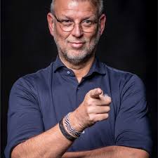 Goedemorgen! De kogel is door de kerk: na een lange carrière binnen de  Retail heb ik zo een kleine 11 jaar geleden de meest spannende stap gezet  die ik ooit had kunnen