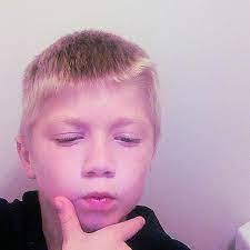 Deena Welsh's Instagram, Twitter & Facebook