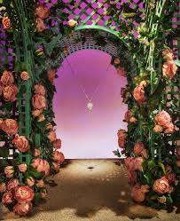 Tiffany Co Secret Garden Spring Window Display Fifth Avenue New York Spring Window Display Spring Window Fashion Window Display