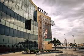 Located on qatar's northeast coast, alkhor mall boasts 55,0016 square meters of the finest retail the mall boasts over 200 international and regional retail brands and services, across five floors. Six New Malls Opening In Qatar By 2019 Expatwoman Com