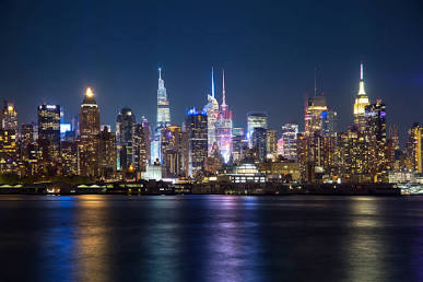 34,900+ New York City Skyline Night Stock Photos, Pictures ...