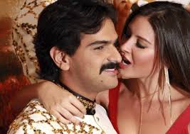 Rafael santos apareció en telenovela 'rafael orozco, el ídolo', interpretando el papel de dionisio maestre, personaje basado en su padre diomedes díaz. Conozca Los Personajes De Rafael Orozco El Idolo