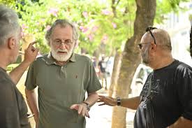 < σάζω = φτιάχνω παράδειγμα: Sasmos M Aerakhs Creta24