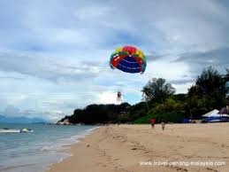 General information about batu feringgi, province of pulau pinang, malaysia. Batu Ferringhi Beach Penang Malaysia