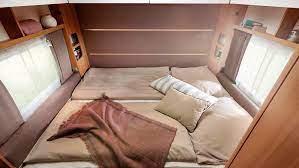 Unsere wohnwagenmatratzen werden dabei direkt beim hersteller in deutschland angepasst. Premiere Lmc Style 400 F 2021 Mit Klappbett Caravaning