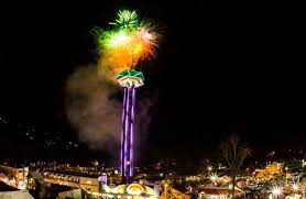 Gatlinburg S New Year S Eve Celebration Welcomes 2019 New Years Eve Ball Fireworks Show New Years Eve Events