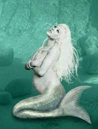 Well This Would Seem To Indicate That Mermaids Become Pregnant So Maybe That Whole They Replace Pearls In Clams Beautiful Mermaids Mermaid Pictures Mermaid