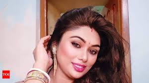 Aspiring model-actress in Kolkata arrested in connection with porn racket |  Bengali Movie News - Times of India