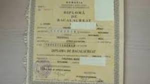 Duplicatul diplomei este al doilea exemplar al acesteia si, spre deosebire de o copie, are valoarea originalului pierdut.p.s. Un Consilier Judetean Pd L A Facut Facultate Pe Baza Unei Diplome De Bac False Mobile