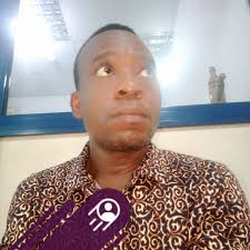 Earlier today, I received in audience chieftains and leaders of our great  party, APC, from Oghara, Ethiope West Local Government Area of Delta State.  The delegation was led by Chief Hope Abijor.