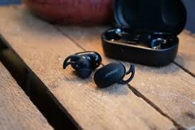 Top 5 best over the ear headphones of 2021 1. Best In Ear Headphones 2021 Wired Wireless And Wire Free