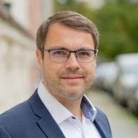 200+ perfiles de «Geske»