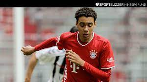 Oder werden sie wegen vieler gezückter smartphones nur öfter publik? 17 Jahriger Bei Freiburg Spiel Mit Profi Debut Das Ist Bayern Talent Jamal Musiala Sportbuzzer De