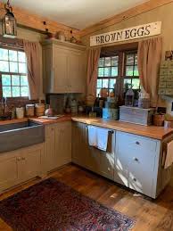 Primitive Decor Above Kitchen Cabinets Primitivekitchen Primitive Kitchen Decor Rustic Kitchen Primitive Kitchen