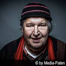 Synchronsprecher von James Earl Jones buchen