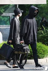 That's what fans think after seeing a video posted to becky's instagram story on aug. 18 Times Bts S Drastic Size Differences Were Captured On Camera
