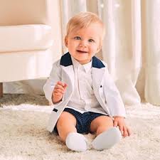 Borsa, scarpe e vestiti, la donna della moda deve scegliere. Sarabanda Abbigliamento Bambini Da 0 A 16 Anni Look Di Tendenza E Alla Moda Pensati Per Il Confort Del Abbigliamento Bambini Abbigliamento Bambini Con Stile