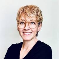 Nina Lemons's Instagram, Twitter & Facebook